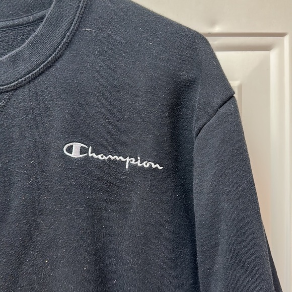 Champion crew sweatshirt, size large - Picture 2 of 3